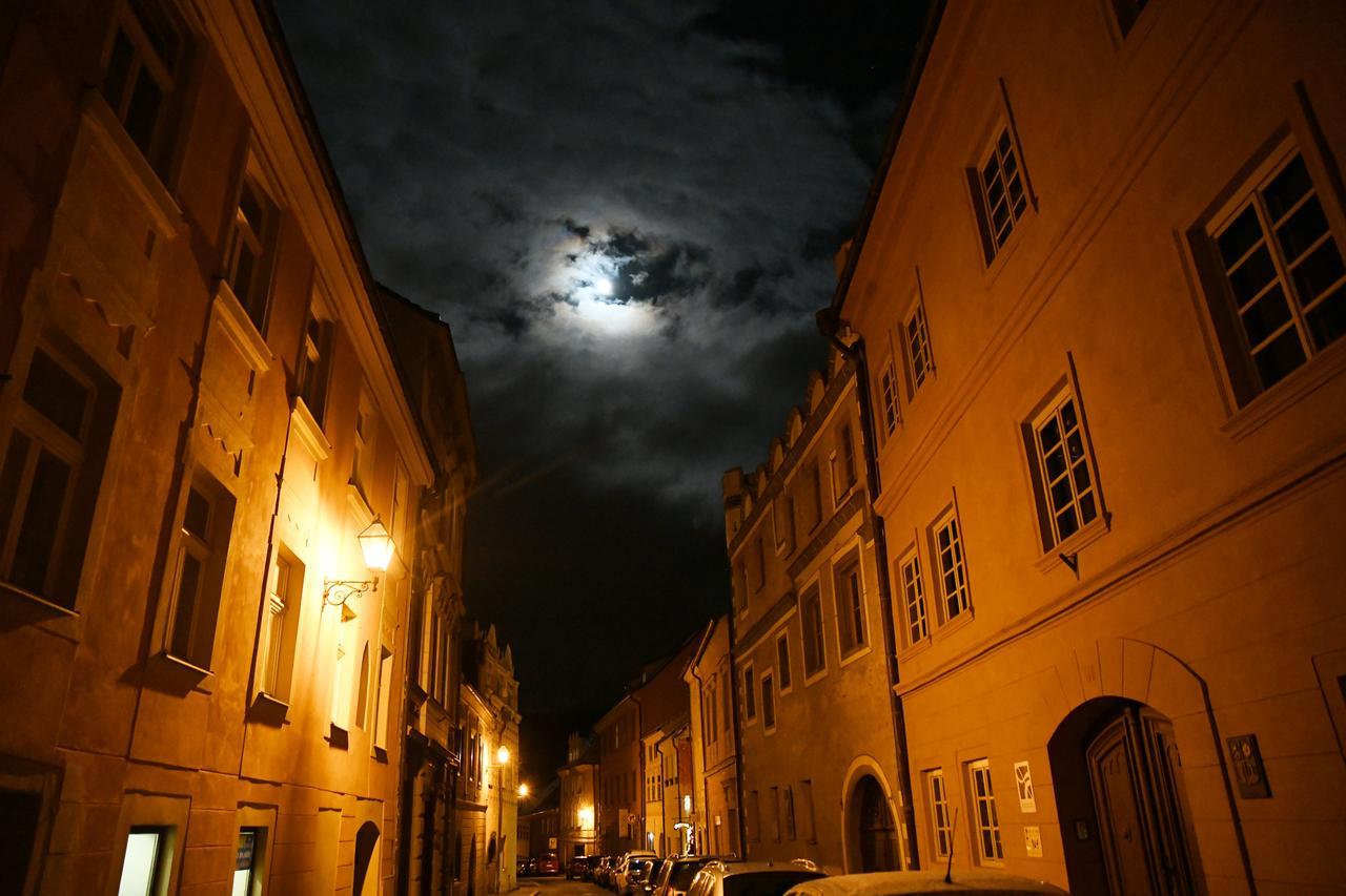 Ferienwohnung Apartman V Zahradni Prachatice Exterior foto